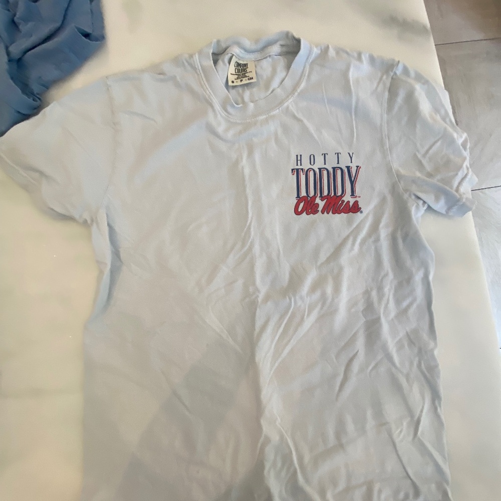 Ole Miss T-shirt